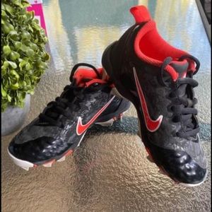Nike baseball kids cleats size 12